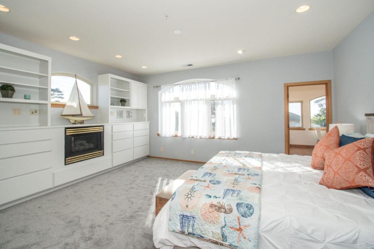 Miramar Beach Home Walk To Beach Trails Restaurants Family Activities Half Moon Bay Dış mekan fotoğraf