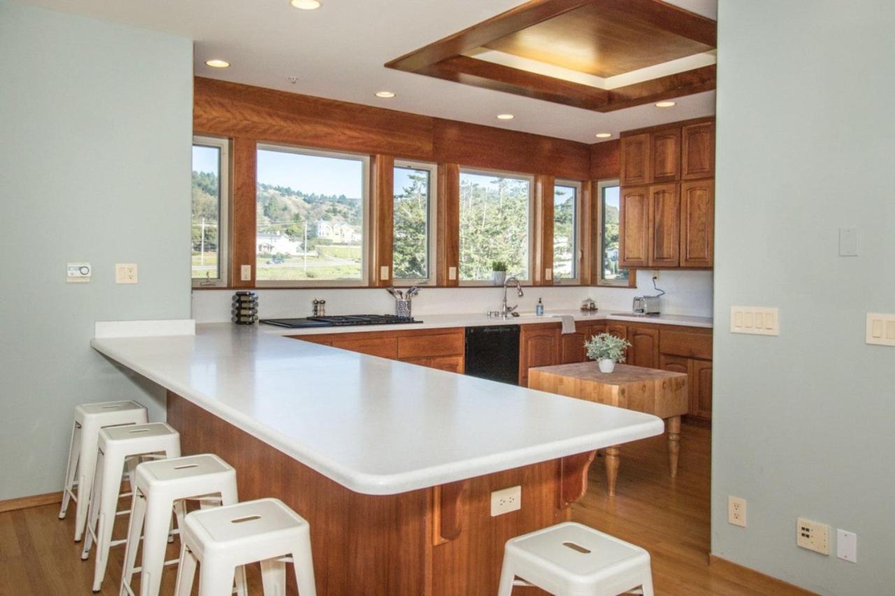Miramar Beach Home Walk To Beach Trails Restaurants Family Activities Half Moon Bay Dış mekan fotoğraf
